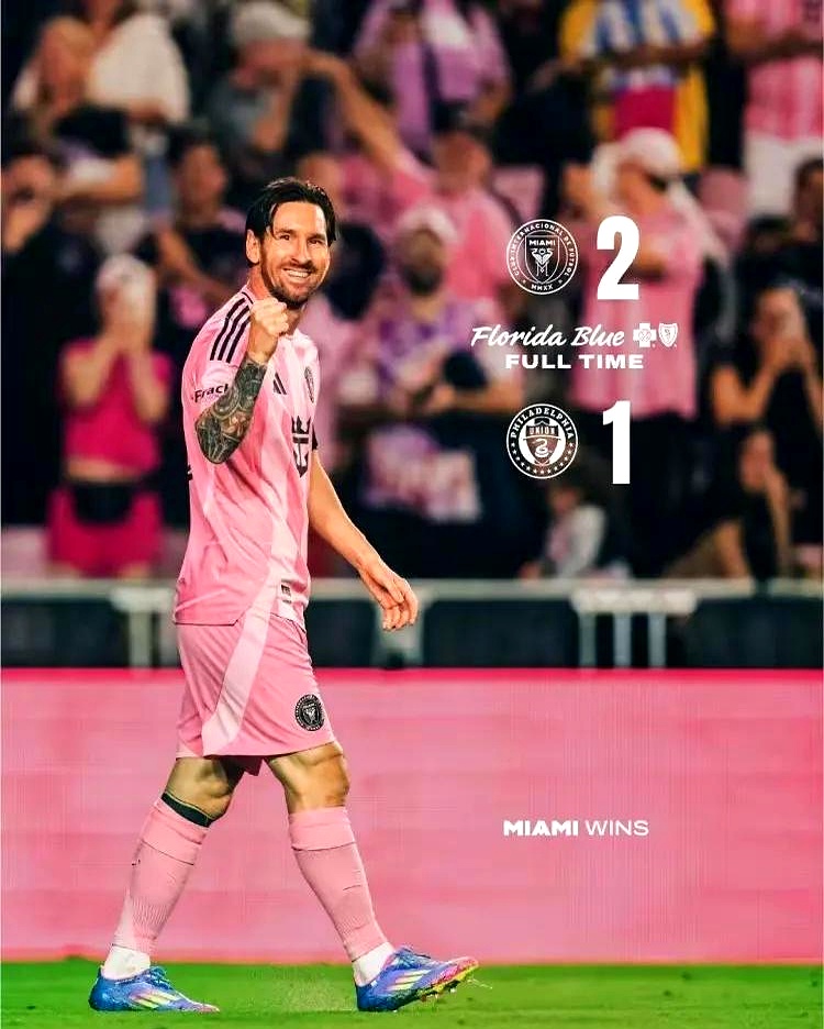 开云中国-德国队观众热烈欢呼！，莱万多夫斯基迎来三赛季出色发挥上演精彩一战-开云中国